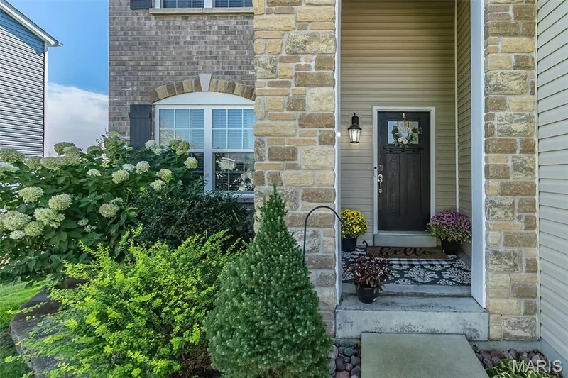 44 Birch Brook Court, O'Fallon, MO 63366 — listing photo 2 of 26
