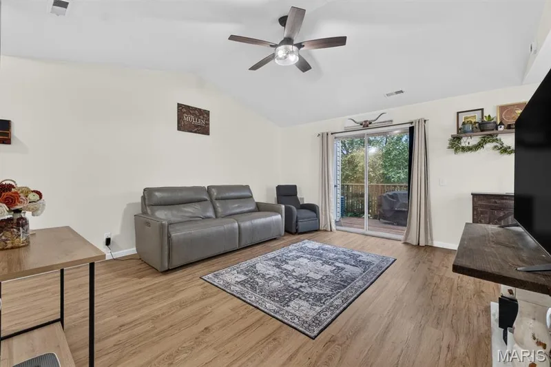 521 Starwood Drive #4, St Peters, MO 63376 — listing photo 15 of 19