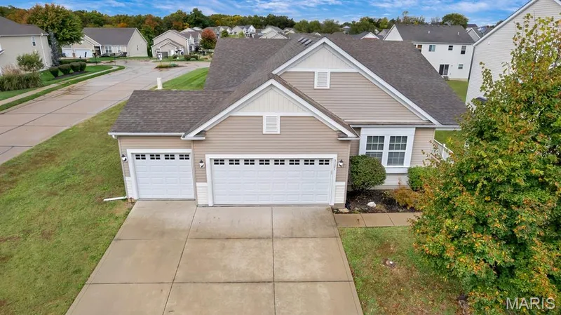 Spacious Corner Lot — 3121 Grace Hill Drive, Lake St. Louis, MO 63367