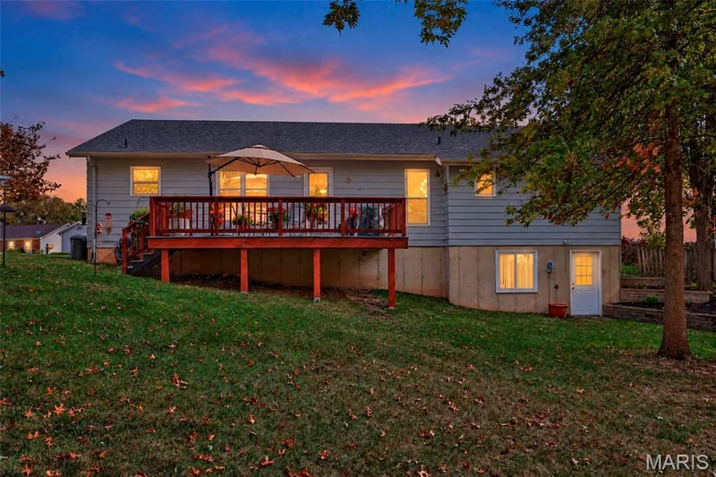 120 Oak Valley Drive, St Peters, MO 63376 — listing photo 29 of 35