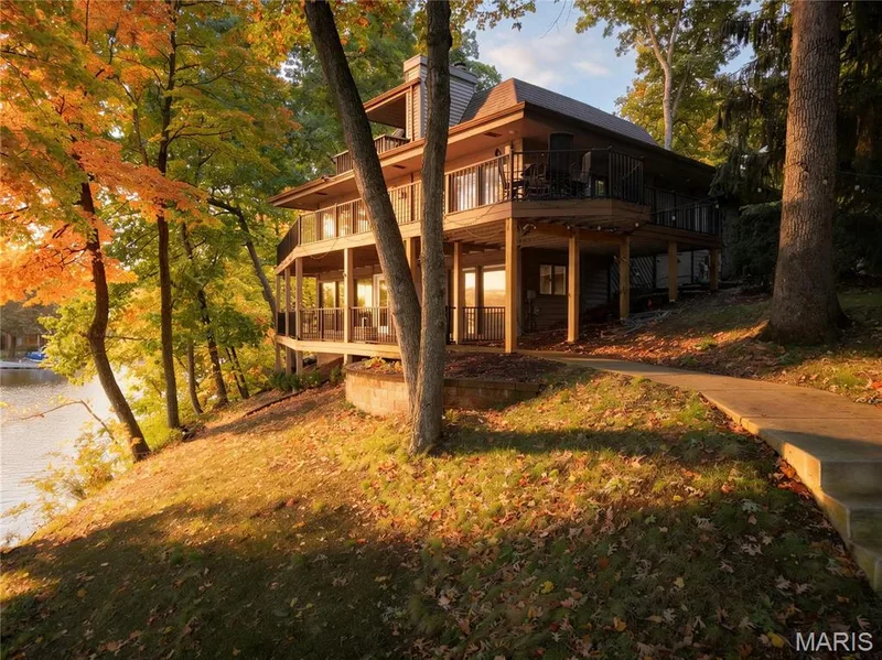 Back of house — 2 Lakeview Court, Lake St. Louis, MO 63367