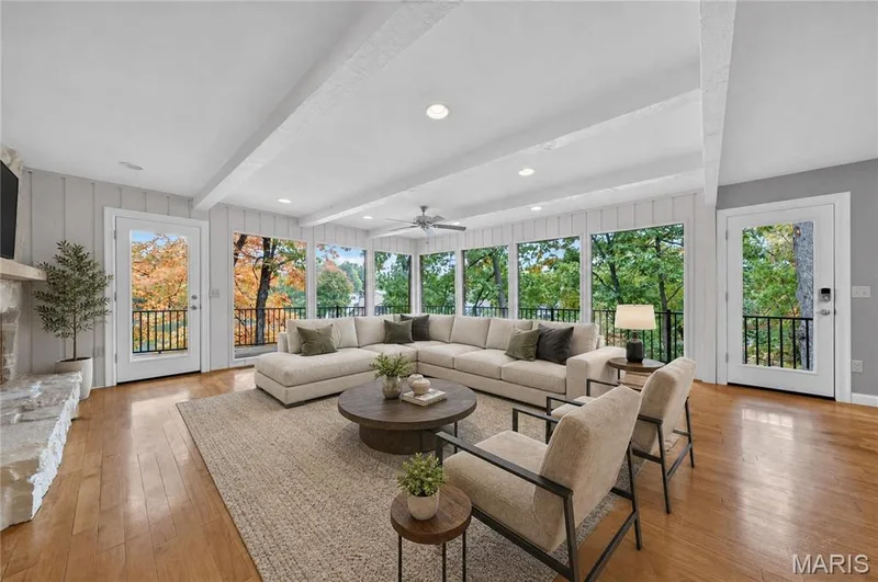 AI Staged — 2 Lakeview Court, Lake St. Louis, MO 63367