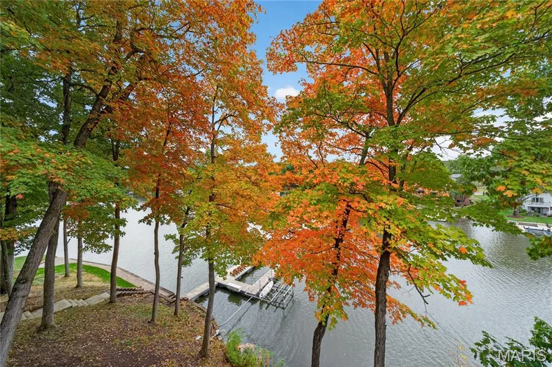 Uppern level dec view — 2 Lakeview Court, Lake St. Louis, MO 63367