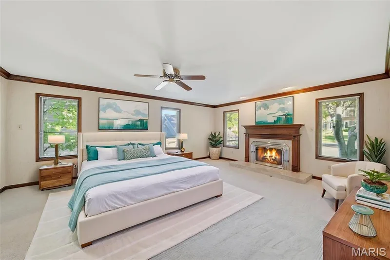 Virtually staged — 741 Cedar Field Court, Chesterfield, MO 63017