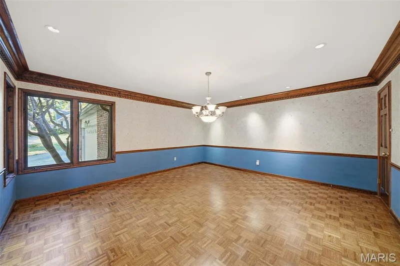 741 Cedar Field Court, Chesterfield, MO 63017 — listing photo 15 of 56