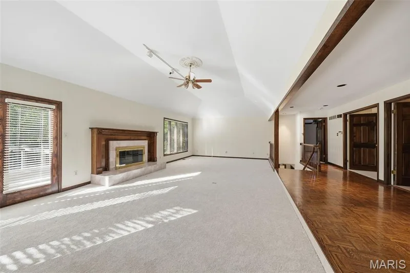 741 Cedar Field Court, Chesterfield, MO 63017 — listing photo 19 of 56