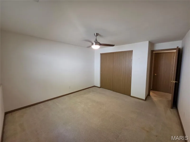 189 Southern Oaks Drive, St Charles, MO 63303 — listing photo 24 of 33