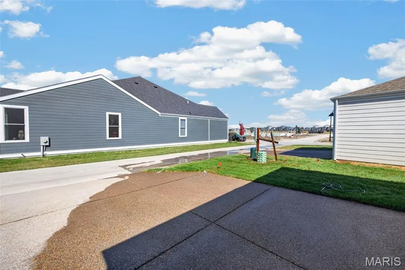 4018 Barretts Creek Drive, St Charles, MO 63301 — listing photo 31 of 32