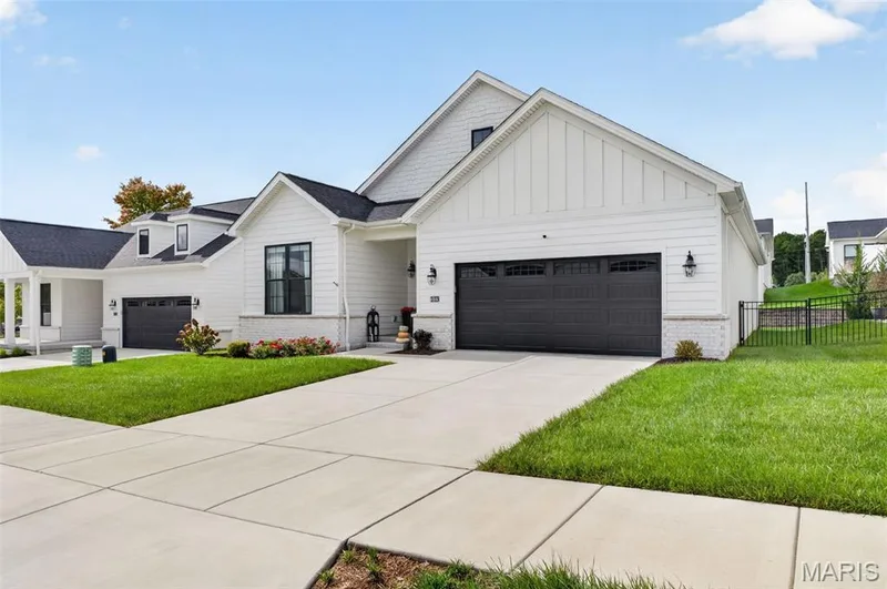 103 Haven Ridge Court, Dardenne Prairie, MO 63368 — listing photo 2 of 55
