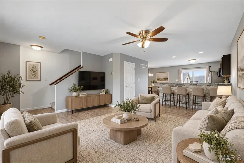 305 Willott Square Drive, St Peters, MO 63376 — listing photo 3 of 60