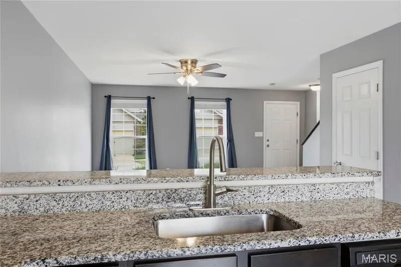 305 Willott Square Drive, St Peters, MO 63376 — listing photo 23 of 60