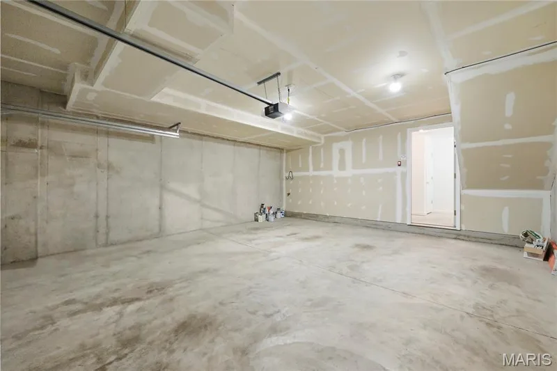 305 Willott Square Drive, St Peters, MO 63376 — listing photo 42 of 60