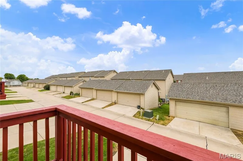 305 Willott Square Drive, St Peters, MO 63376 — listing photo 44 of 60