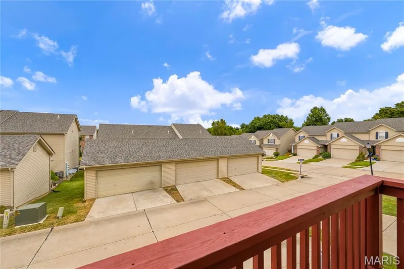305 Willott Square Drive, St Peters, MO 63376 — listing photo 45 of 60