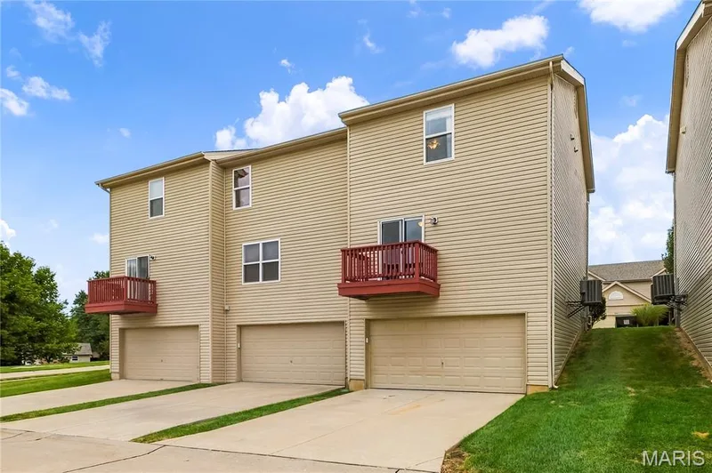 305 Willott Square Drive, St Peters, MO 63376 — listing photo 51 of 60