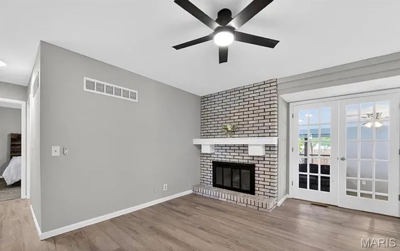 2 Country Farm Boulevard, St Peters, MO 63376 — listing photo 7 of 28