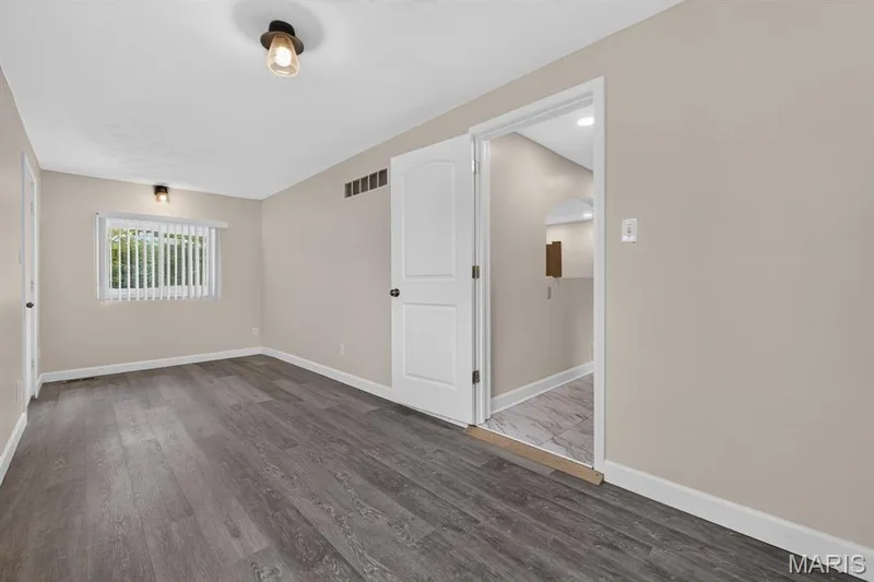 27 Lillian Drive, St Charles, MO 63304 — listing photo 20 of 49