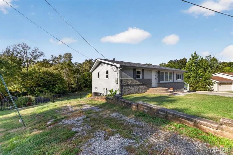 27 Lillian Drive, St Charles, MO 63304 — listing photo 38 of 49