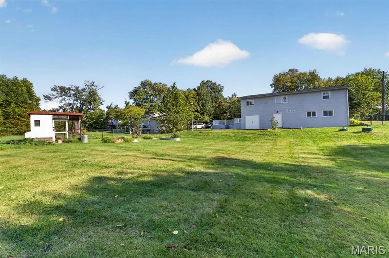 27 Lillian Drive, St Charles, MO 63304 — listing photo 39 of 49
