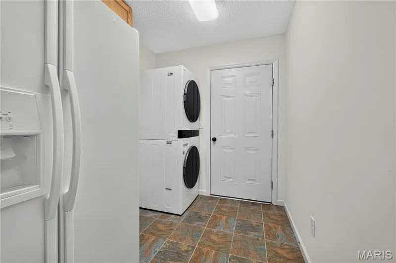 410 English Manor Drive, Wentzville, MO 63385 — listing photo 20 of 44