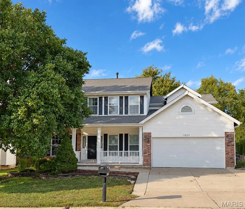 7377 Little Oaks Drive, O'Fallon, MO — listing photo 1