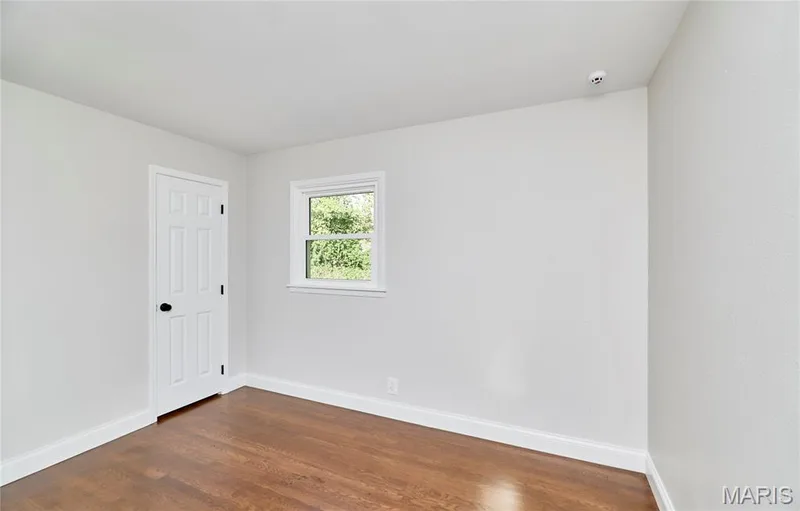 225 N Duchesne Drive, St Charles, MO 63301 — listing photo 39 of 53