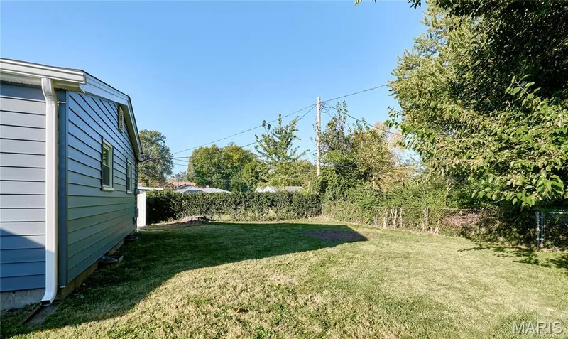 225 N Duchesne Drive, St Charles, MO 63301 — listing photo 45 of 53