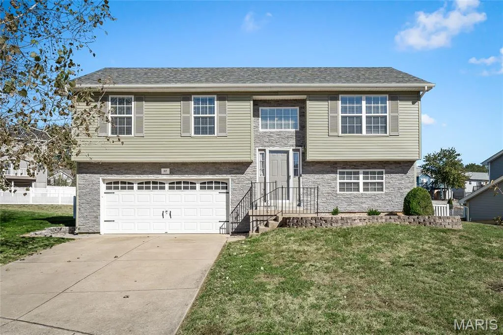 317 Winding Way Court, Wentzville, MO 63385 — listing photo 1 of 24