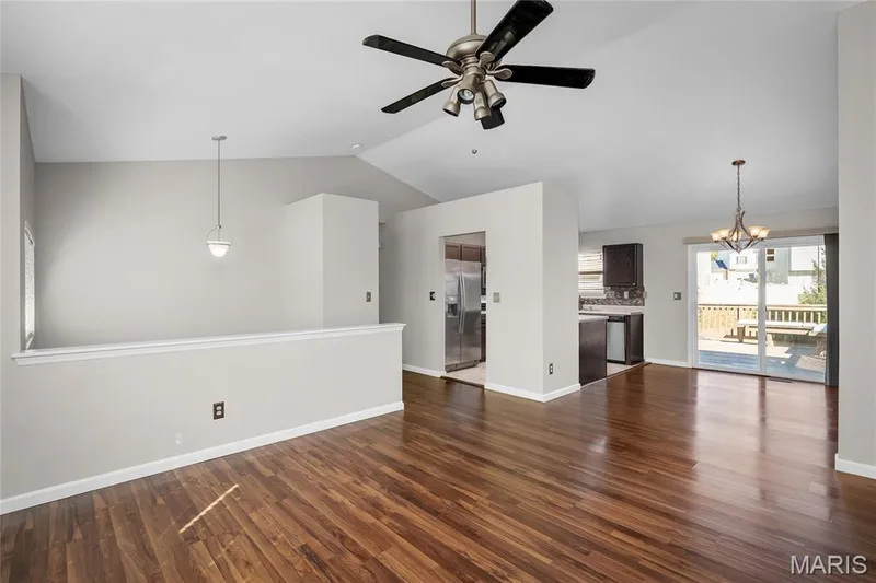 317 Winding Way Court, Wentzville, MO 63385 — listing photo 3 of 24