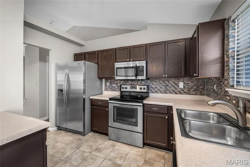 317 Winding Way Court, Wentzville, MO 63385 — listing photo 6 of 24
