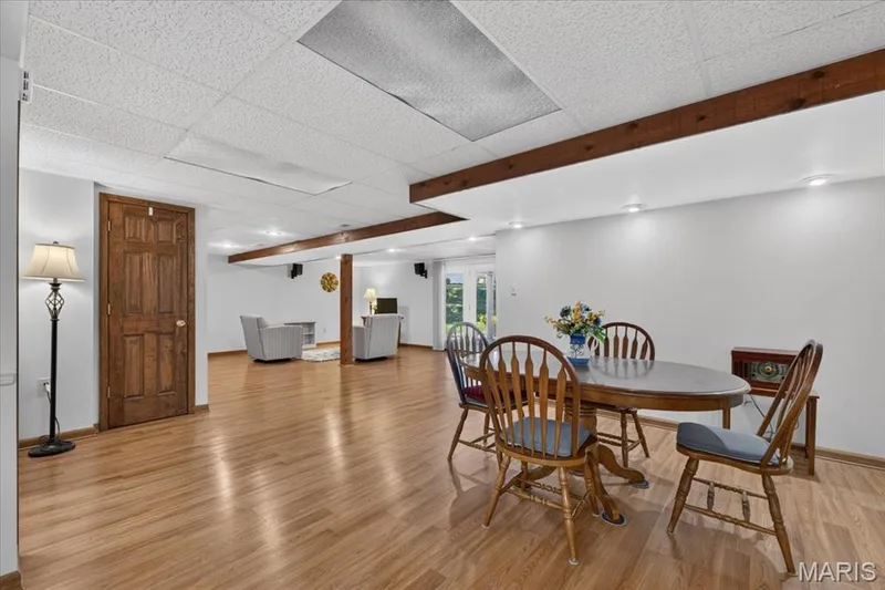 2057 Setters Hill Court, Chesterfield, MO 63017 — listing photo 21 of 38