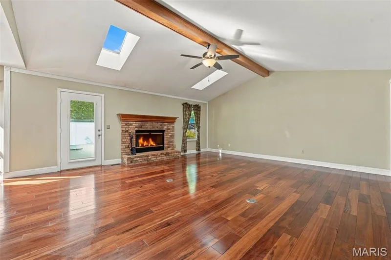 2153 Autumn Wood Drive, St Charles, MO 63303 — listing photo 8 of 61