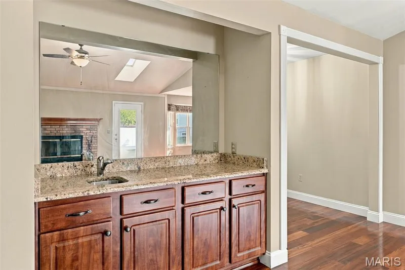 2153 Autumn Wood Drive, St Charles, MO 63303 — listing photo 12 of 61