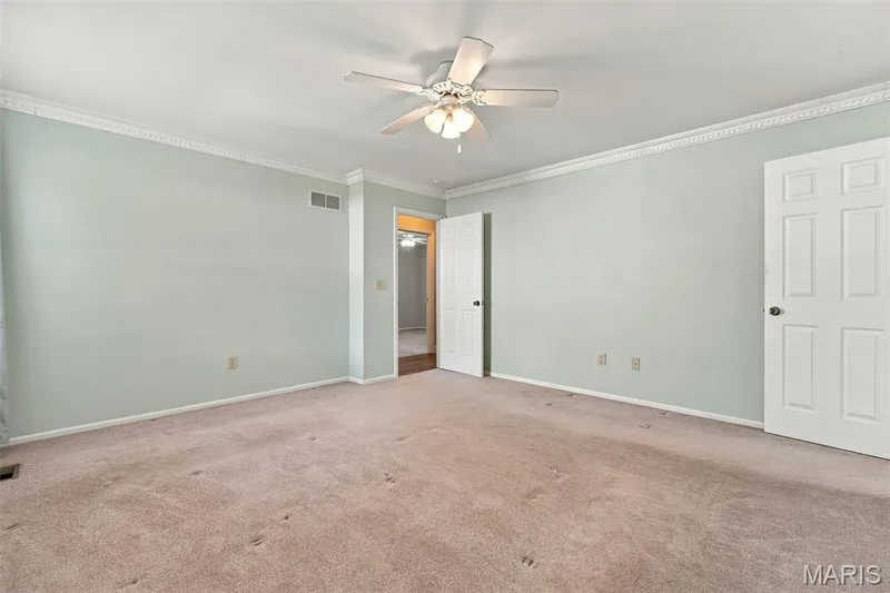 2153 Autumn Wood Drive, St Charles, MO 63303 — listing photo 21 of 61