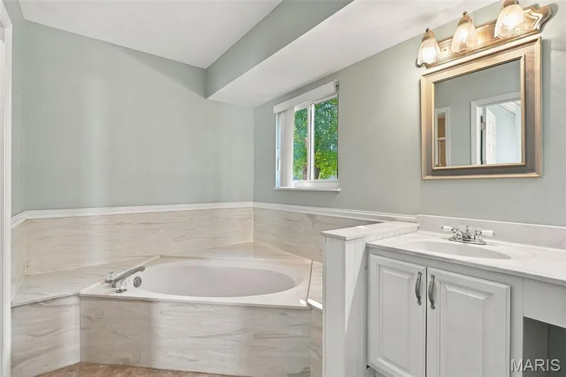 2153 Autumn Wood Drive, St Charles, MO 63303 — listing photo 23 of 61