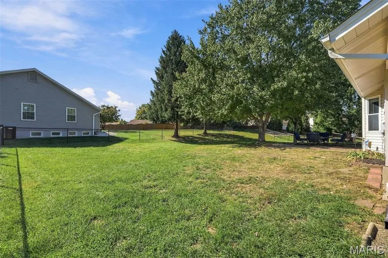2153 Autumn Wood Drive, St Charles, MO 63303 — listing photo 40 of 61