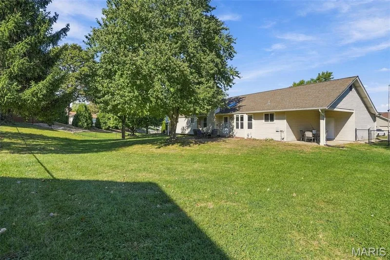 2153 Autumn Wood Drive, St Charles, MO 63303 — listing photo 41 of 61