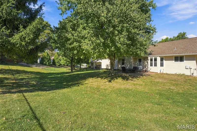 2153 Autumn Wood Drive, St Charles, MO 63303 — listing photo 42 of 61