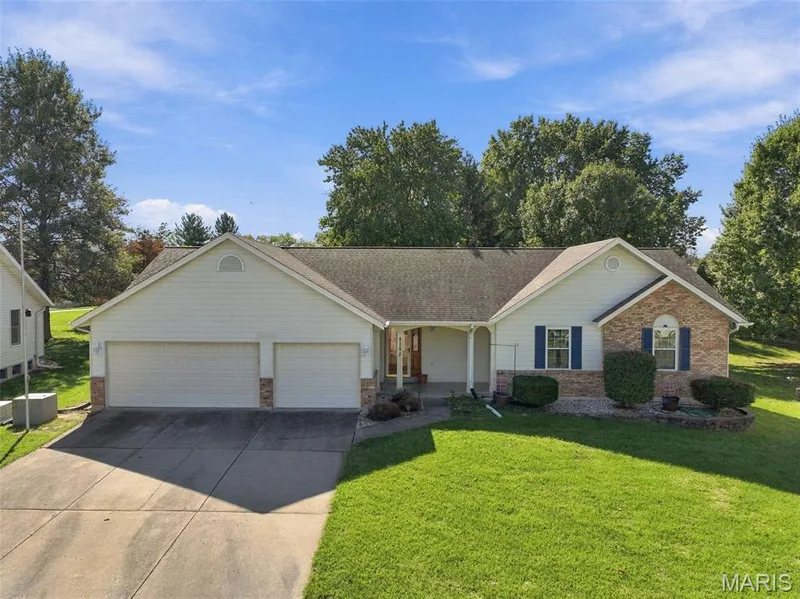 2153 Autumn Wood Drive, St Charles, MO 63303 — listing photo 49 of 61