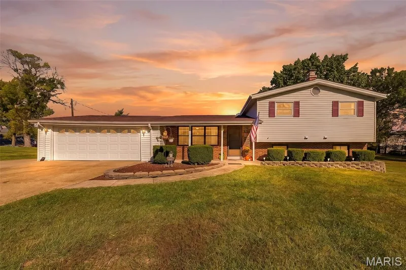 9 Pedrotti Lane, O'Fallon, MO 63366 — listing photo 2 of 71
