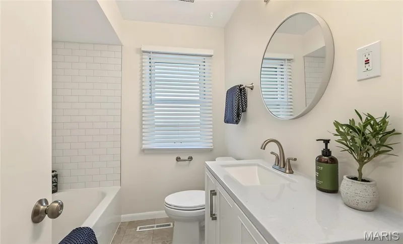 908 Barton Place, St Charles, MO 63301 — listing photo 23 of 43
