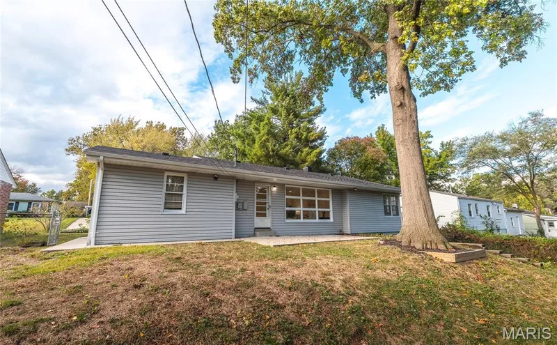 908 Barton Place, St Charles, MO 63301 — listing photo 42 of 43