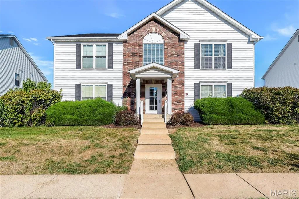 668 Homerun Drive, O'Fallon, MO 63366 — listing photo 1 of 31