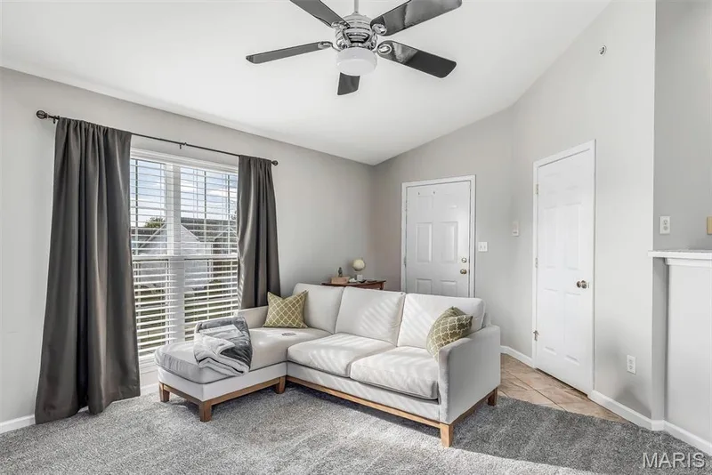 668 Homerun Drive, O'Fallon, MO 63366 — listing photo 5 of 31