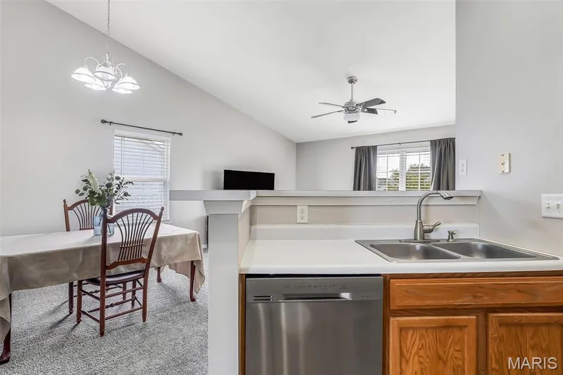 668 Homerun Drive, O'Fallon, MO 63366 — listing photo 10 of 31