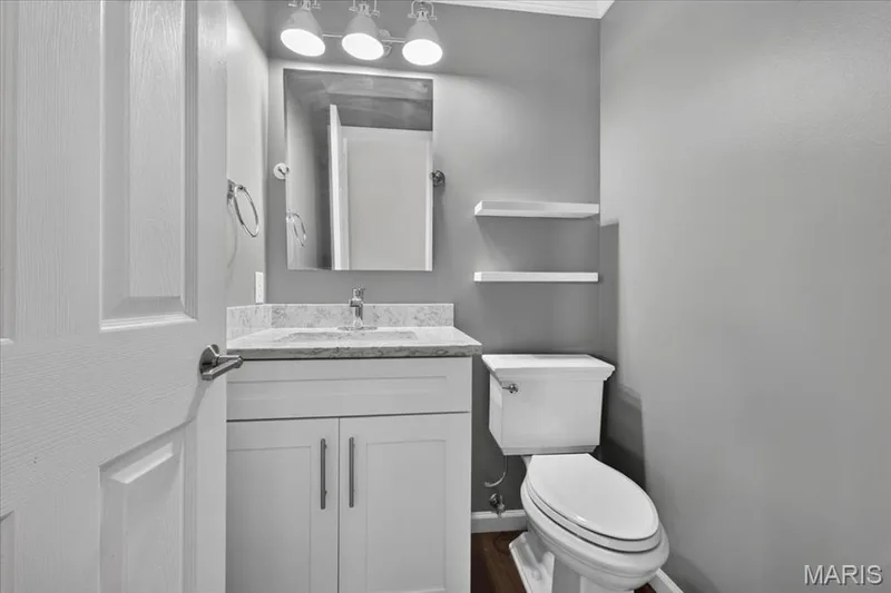 16162 Port Of Nantucket Drive, Wildwood, MO 63040 — listing photo 11 of 57