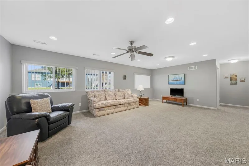 225 Pierce View Circle, Wentzville, MO 63385 — listing photo 26 of 39