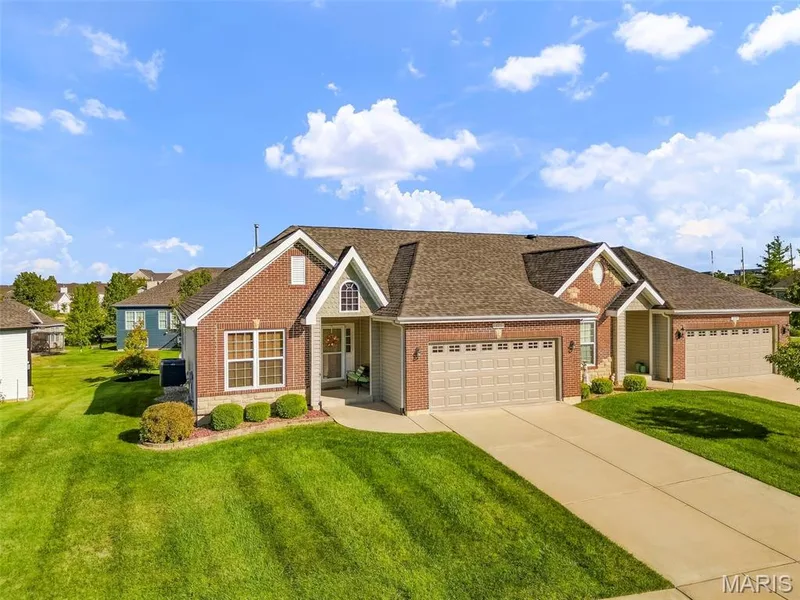 225 Pierce View Circle, Wentzville, MO 63385 — listing photo 38 of 39