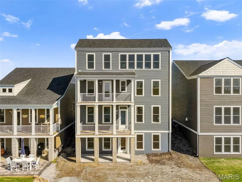 2994 Memphis Street, St Charles, MO 63301 — listing photo 2 of 45