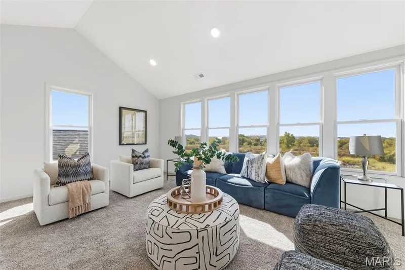 Natural light fills the room! — 2994 Memphis Street, St Charles, MO 63301